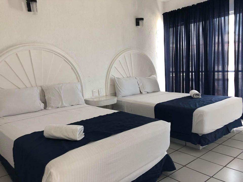 Hotel Bagasi 曼萨尼约 外观 照片