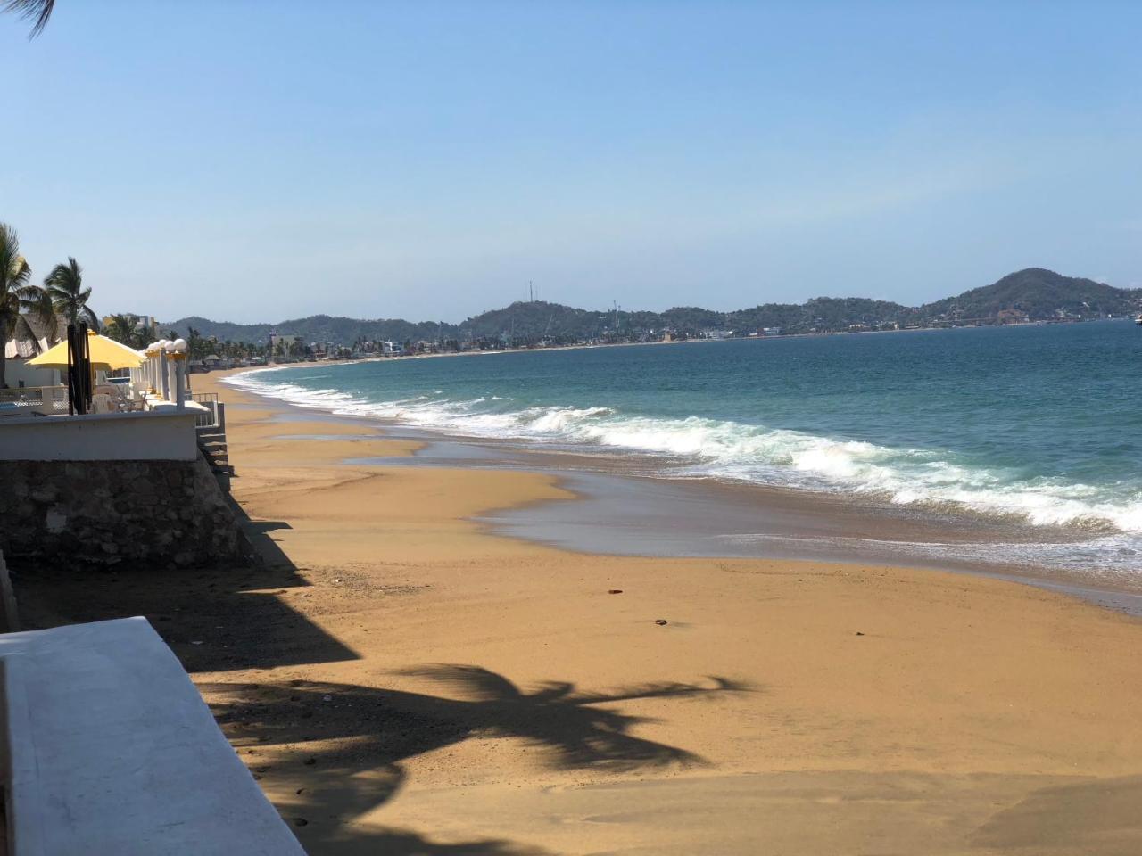 Hotel Bagasi 曼萨尼约 外观 照片