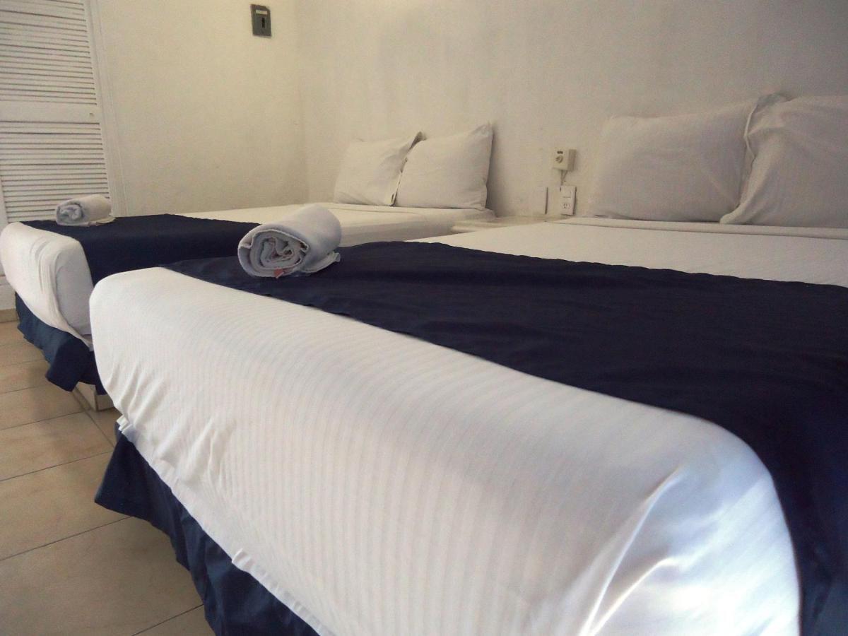 Hotel Bagasi 曼萨尼约 外观 照片