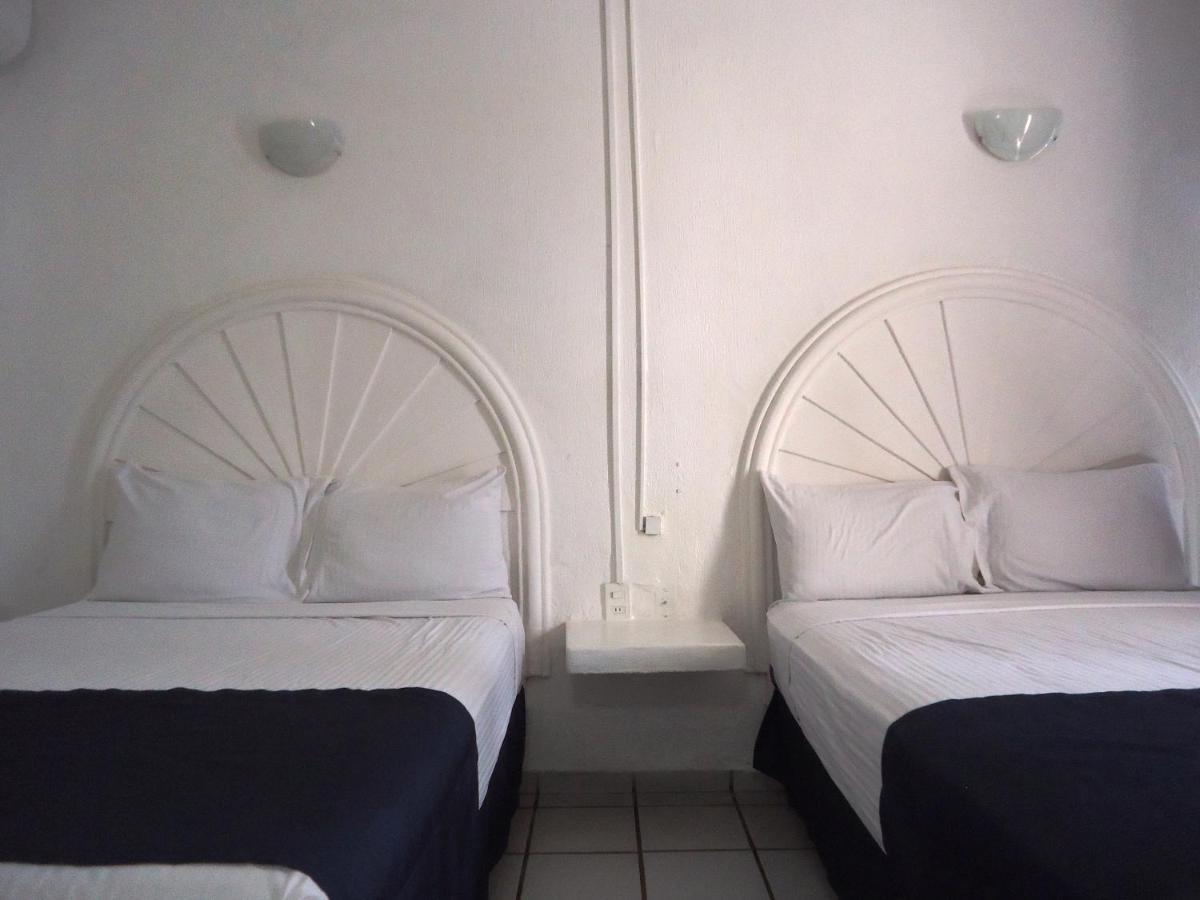 Hotel Bagasi 曼萨尼约 外观 照片