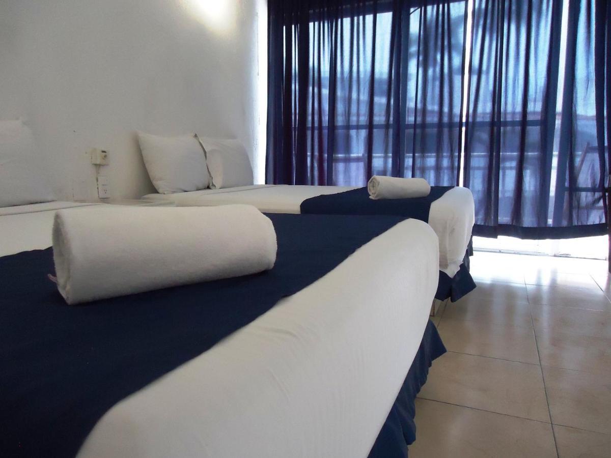 Hotel Bagasi 曼萨尼约 外观 照片