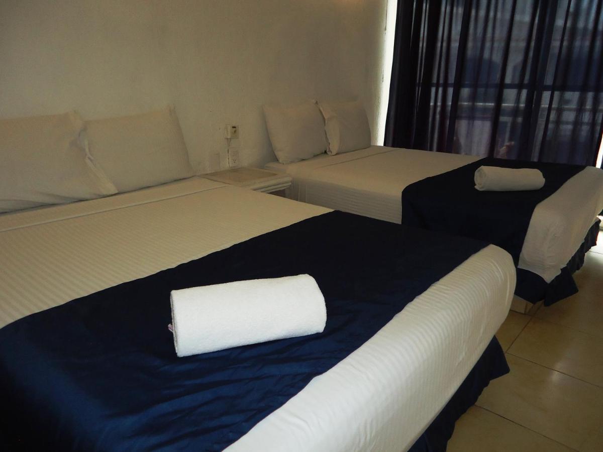Hotel Bagasi 曼萨尼约 外观 照片