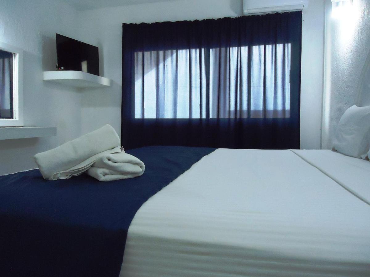 Hotel Bagasi 曼萨尼约 外观 照片